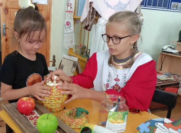 «Раздайся, хоровод!»