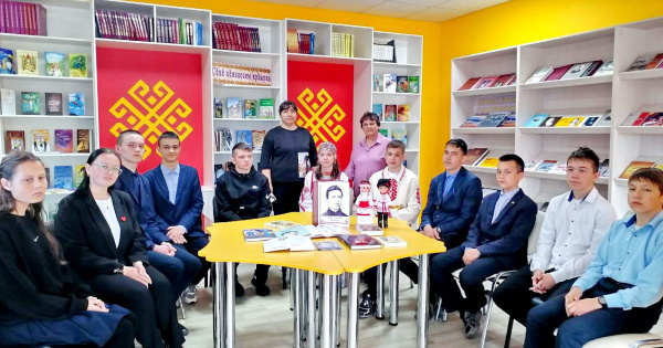Литературно — художественная композиция «Нарспипе Сетнер çĕршывĕнче»