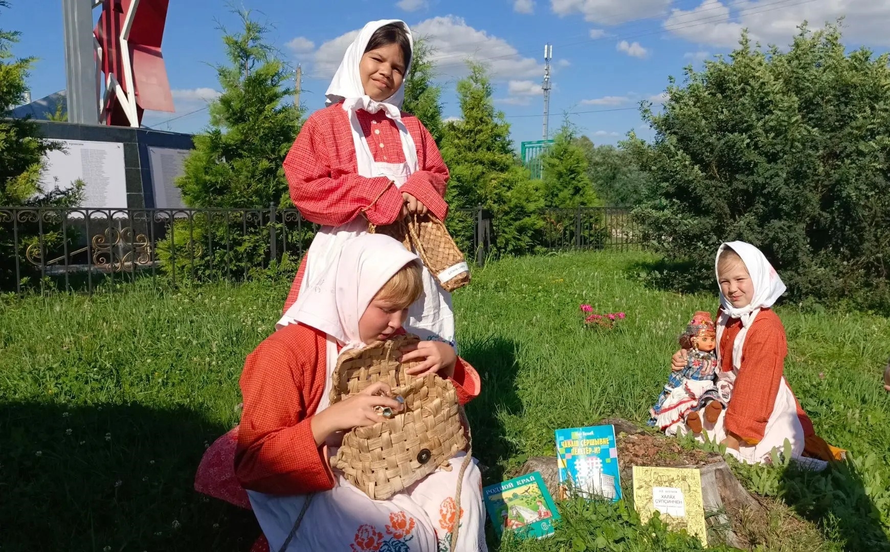 «Раздайся, хоровод!»